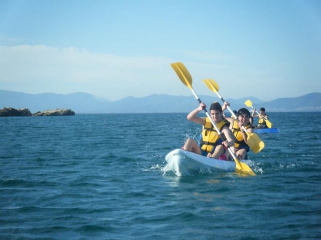  Parcourir la côte d'Altafulla en kayak 